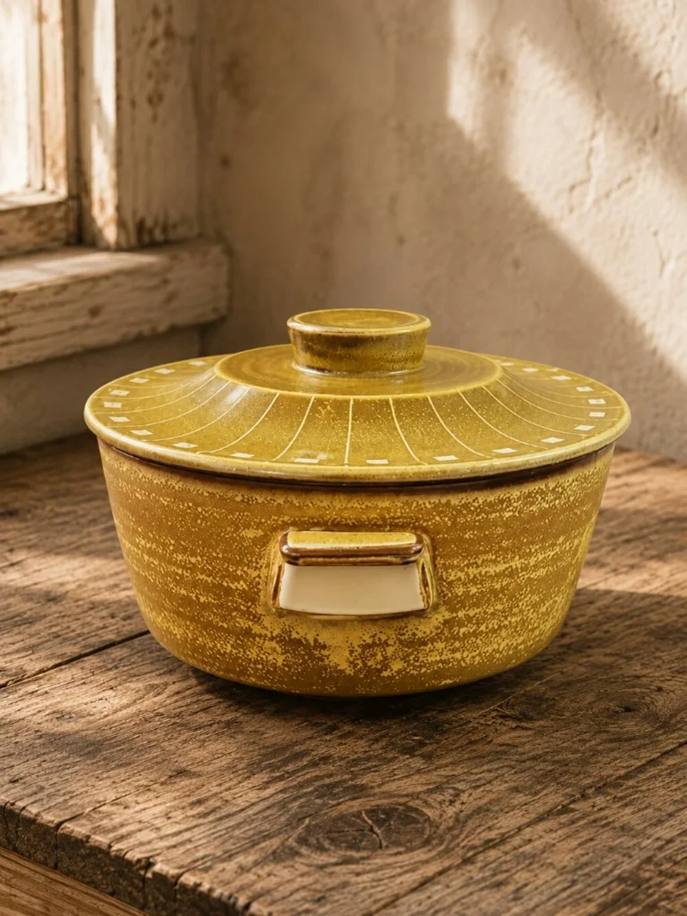 Vintage Hand Crafted Stoneware Casserole Dish Kasuga Showa Japan Oven Proof